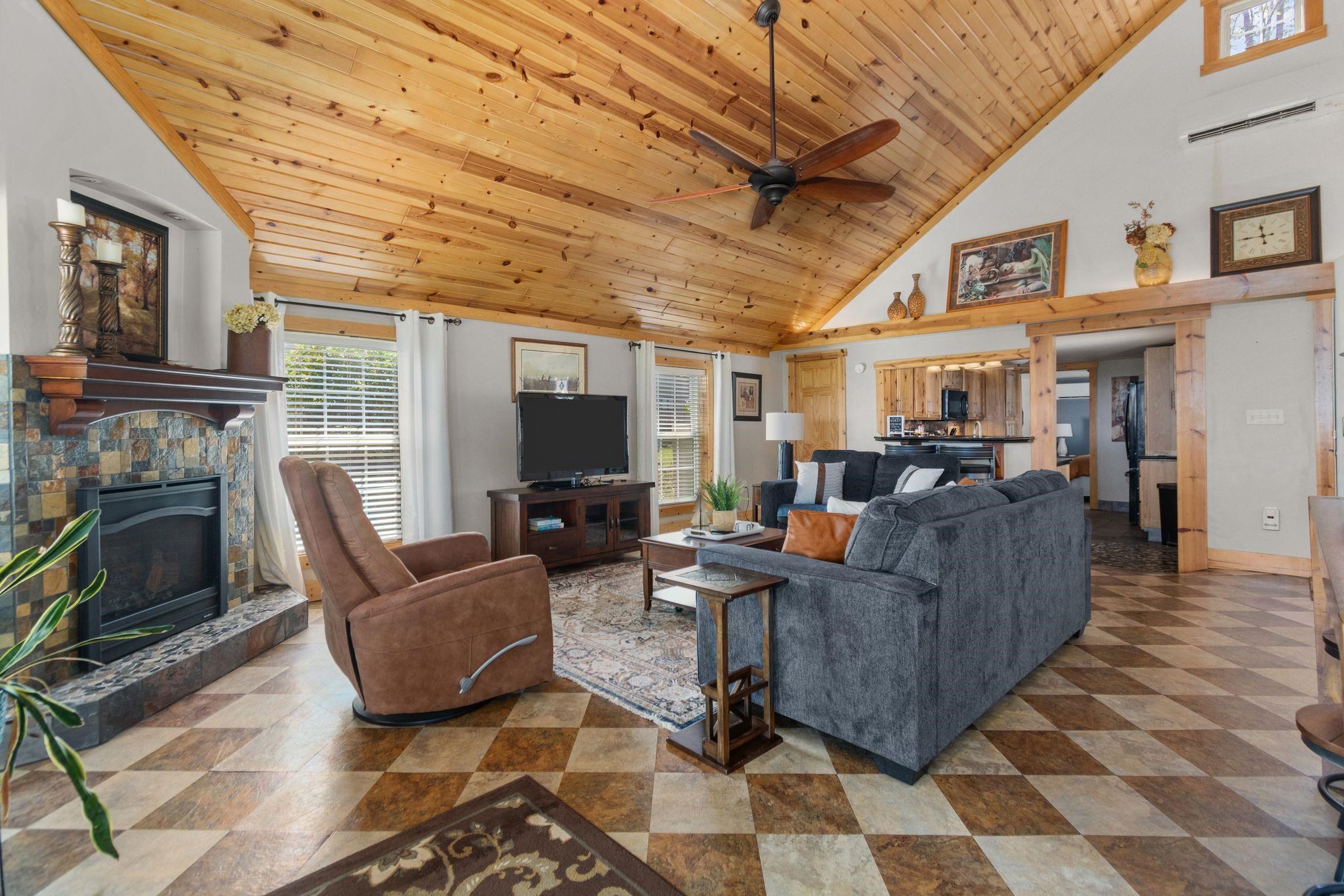 1938 Cottage Road Little Suamico, WI 54141 - Photo 11 of 31