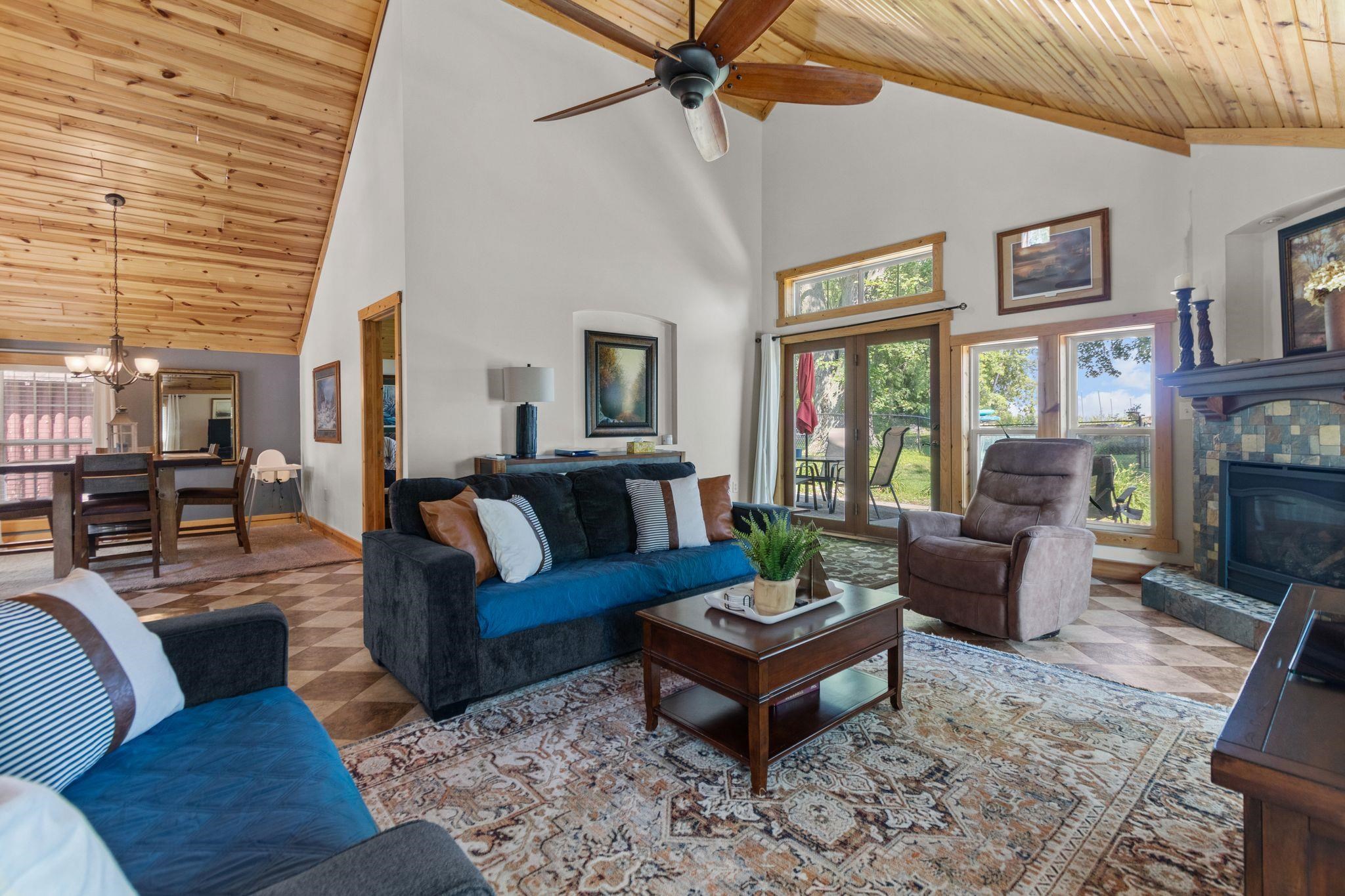 1938 Cottage Road Little Suamico, WI 54141 - Photo 12 of 31