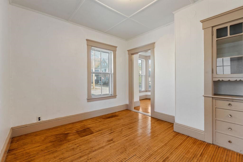 67 Winter Street Rochester, NH 03867 - Photo 8 of 42