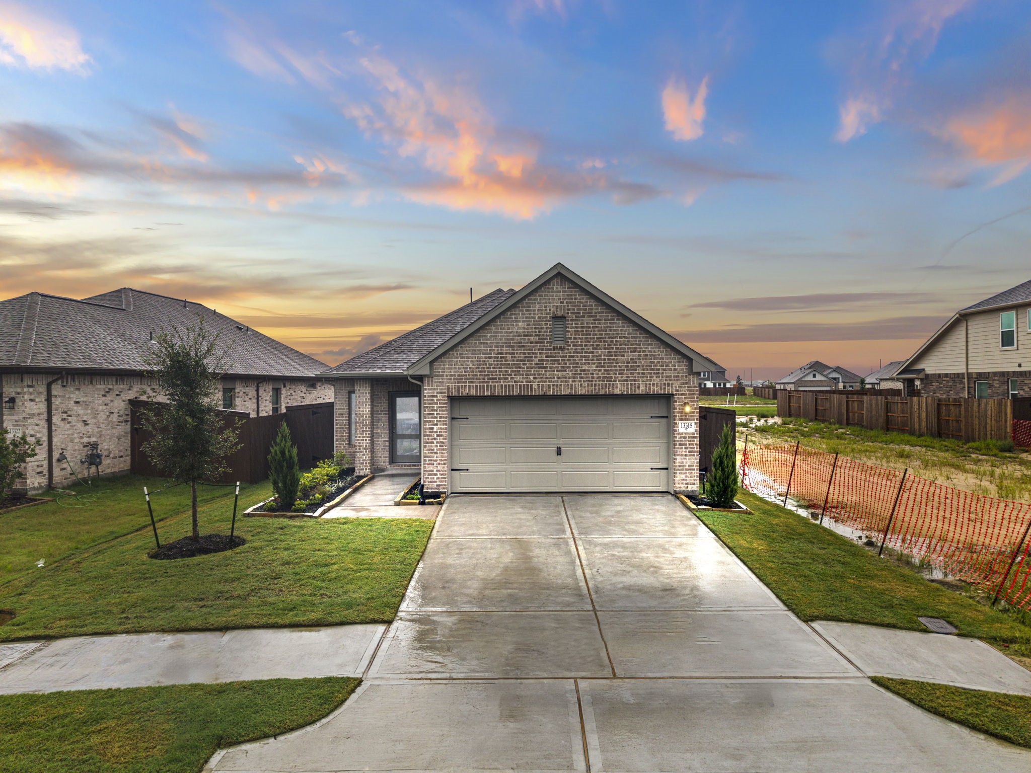 13318 Prado Rdg Lane Rosharon, TX 77583 - Photo 1 of 28 Gallery Image 1