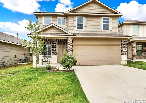 $325,000 | 201 Legendary Trl Loop, Floresville, TX 78114