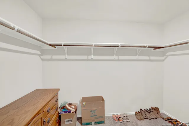 $325,000 | 201 Legendary Trl Loop, Floresville, TX 78114