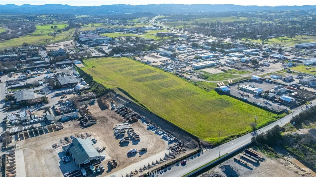 0 Volpi Ysabel Road Paso Robles, CA 93446 - Photo 6 of 17