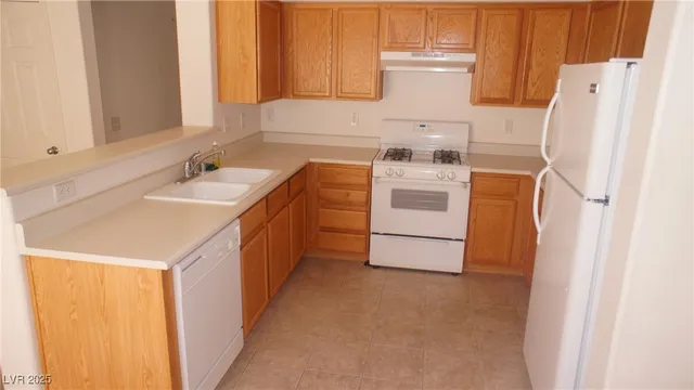 $1,950 | 989 Coronado Peak Avenue, Las Vegas, NV 89183