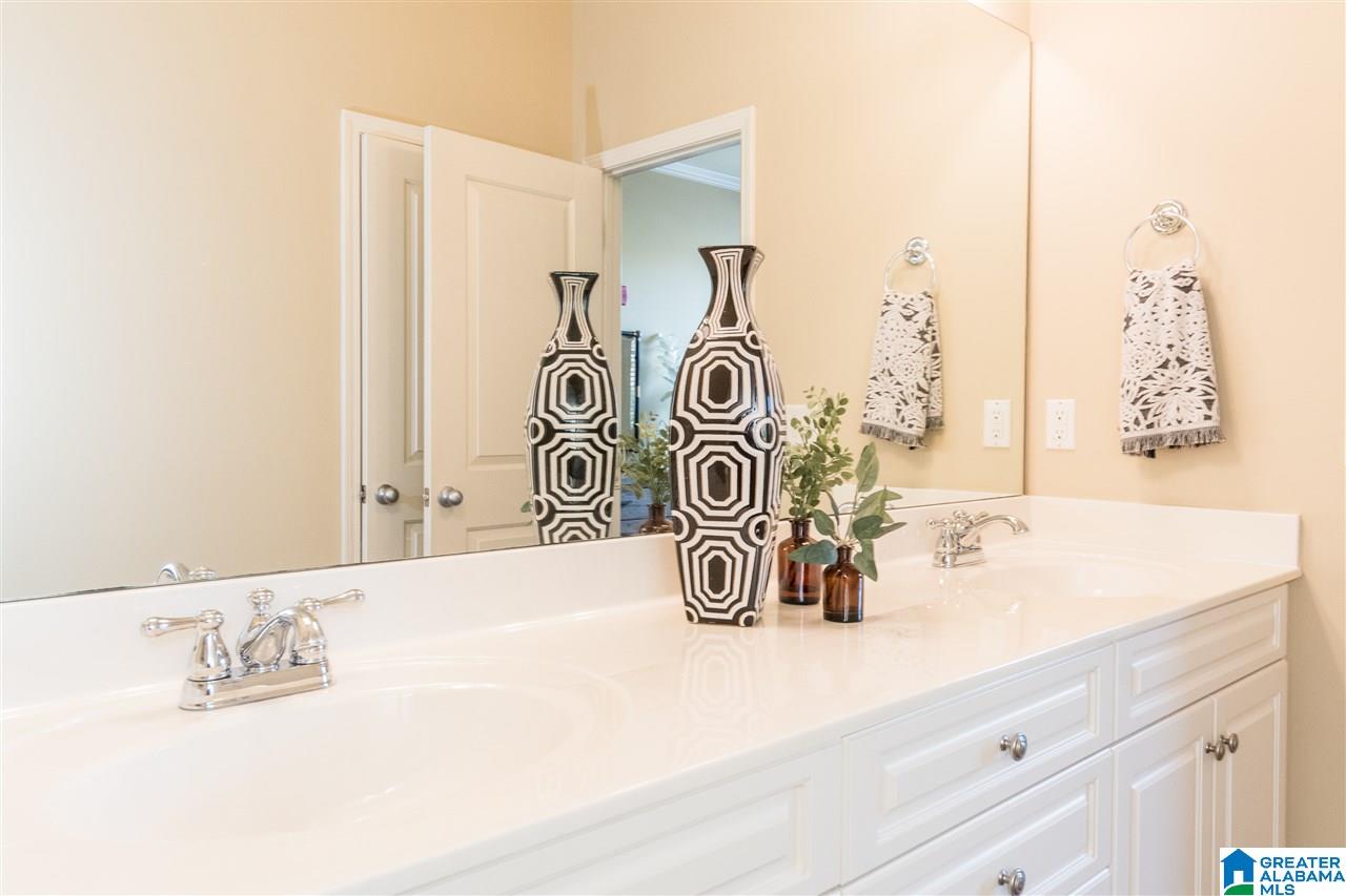 2201 Grand Avenue, Unit R1 Birmingham, AL 35226 - Photo 20 of 44