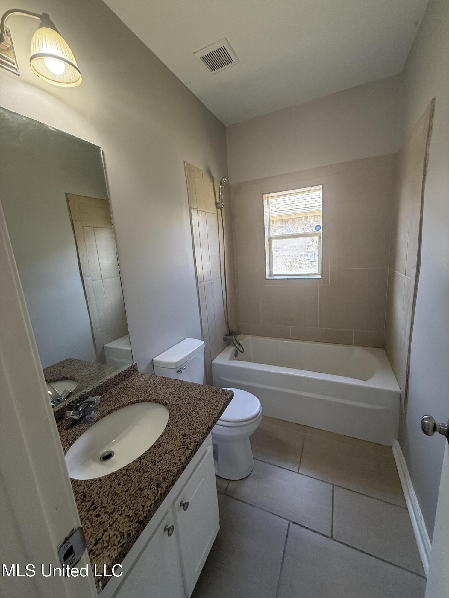 786 Hunter Lane Jackson, MS 39212 - Photo 11 of 25 IMG_4432