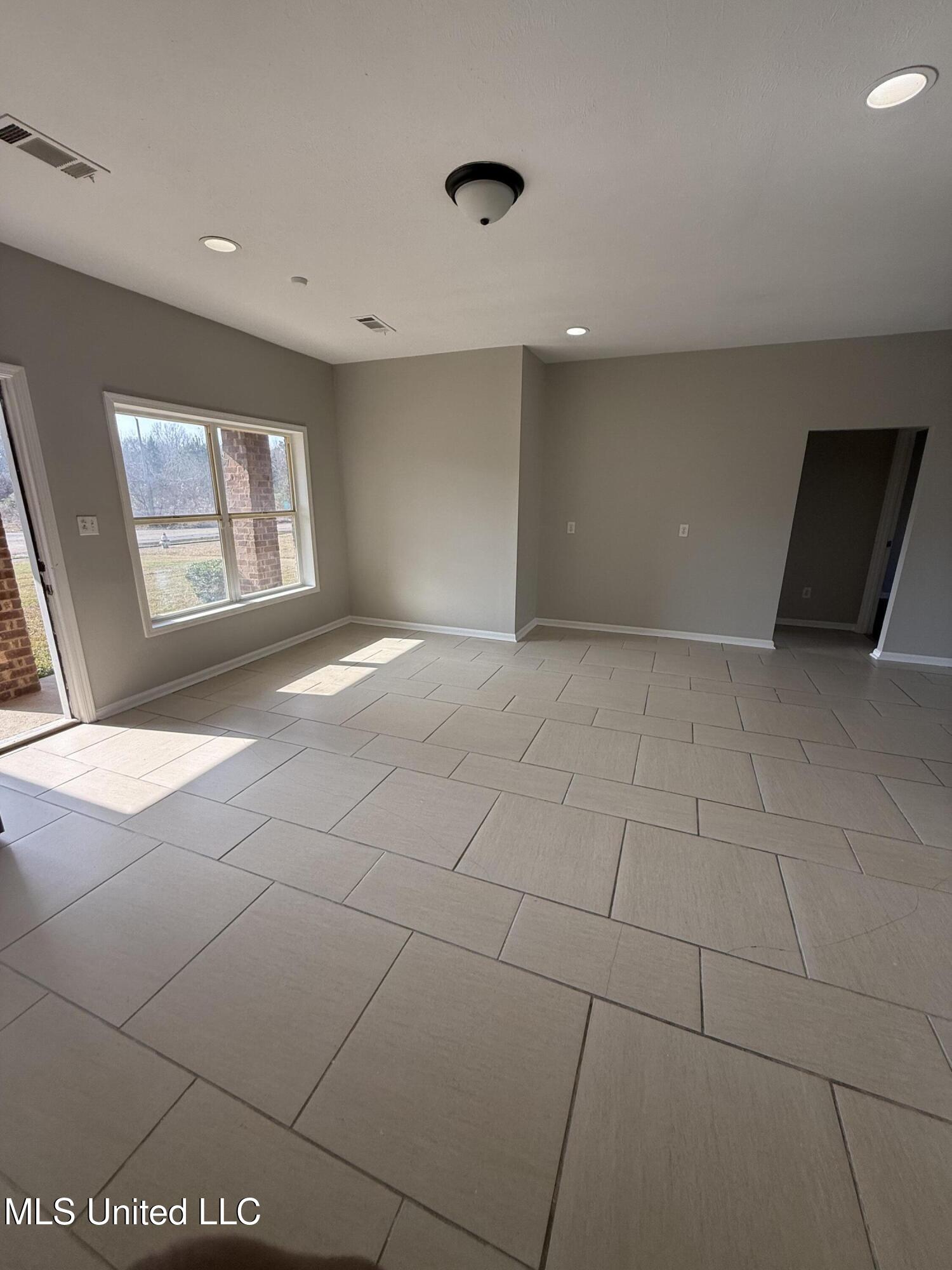 786 Hunter Lane Jackson, MS 39212 - Photo 23 of 25 IMG_4444