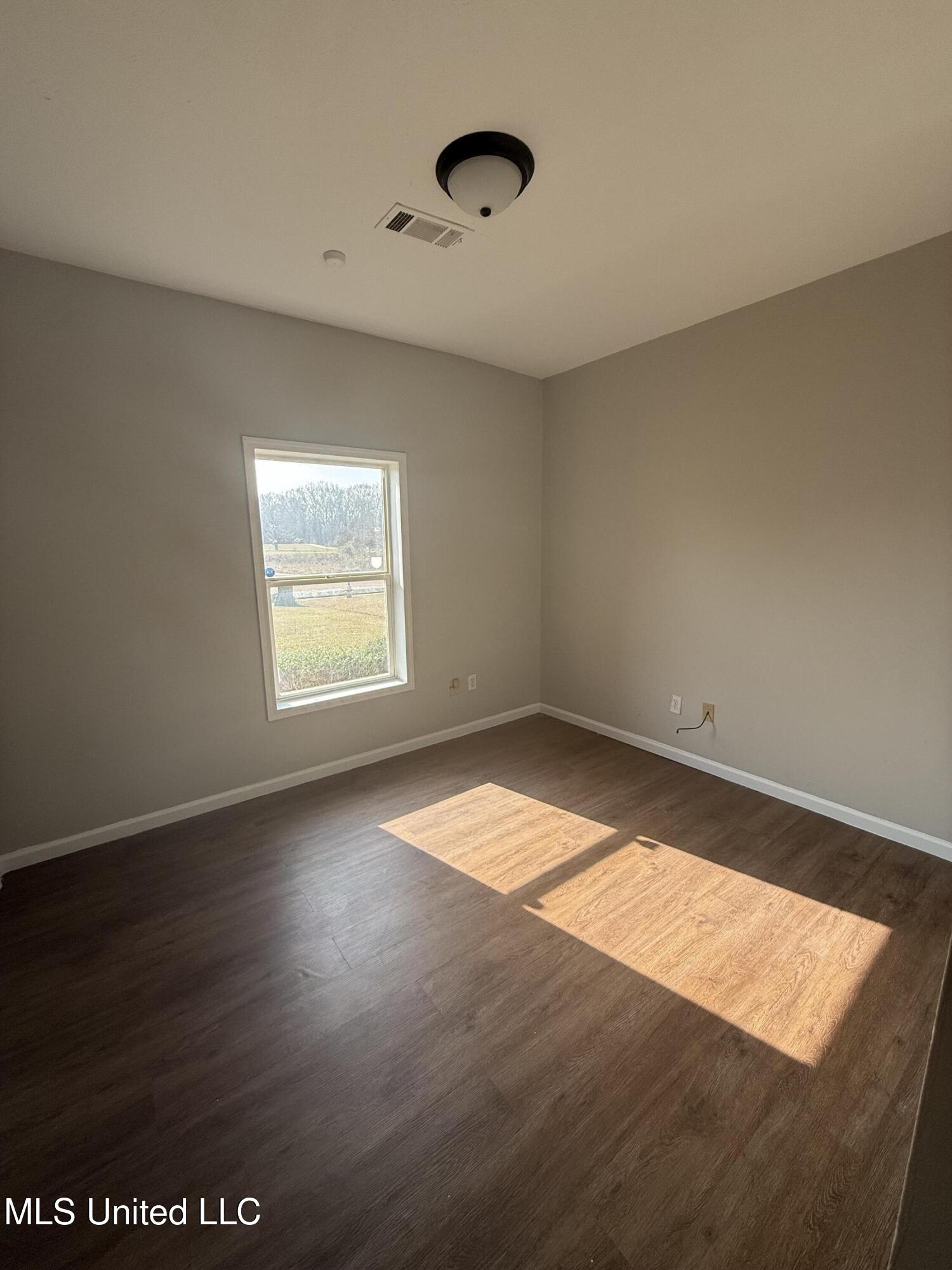 786 Hunter Lane Jackson, MS 39212 - Photo 8 of 25 IMG_4429