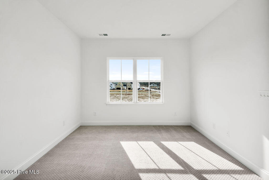 5209 Moonshell Loop Wilmington, NC 28412 - Photo 23 of 37 Spacious Guest Bedroom (1 of 2 guest bedrooms)