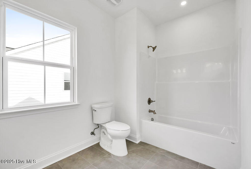 5209 Moonshell Loop Wilmington, NC 28412 - Photo 26 of 37 Upstairs Guest Bedroom