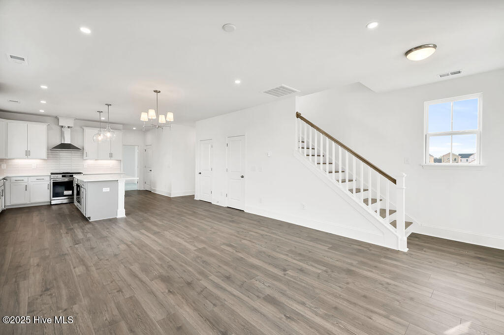 5209 Moonshell Loop Wilmington, NC 28412 - Photo 9 of 37 Living Room
