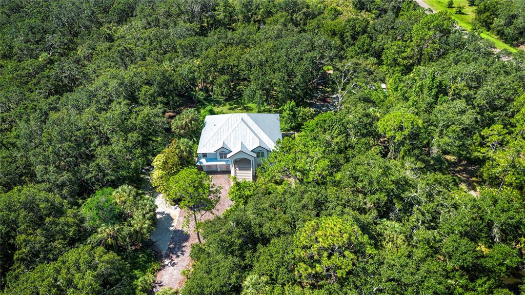 1422 Lightfoot Road Wimauma, FL 33598 - Photo 13 of 98