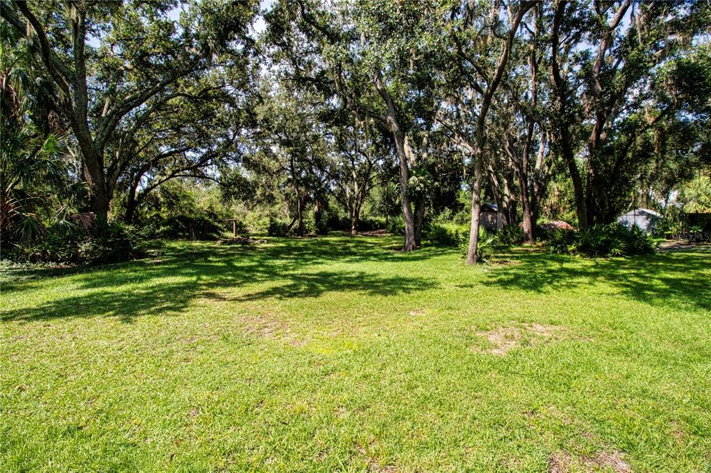 1422 Lightfoot Road Wimauma, FL 33598 - Photo 71 of 98