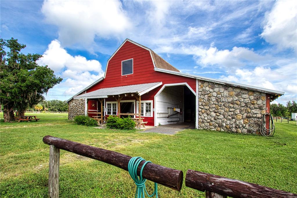 1422 Lightfoot Road Wimauma, FL 33598 - Photo 80 of 98