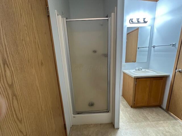7555 Dutch Ridge Road Southeast New Straitsville, OH 43766 - Photo 16 of 36 Primary Ensuite Bathroom