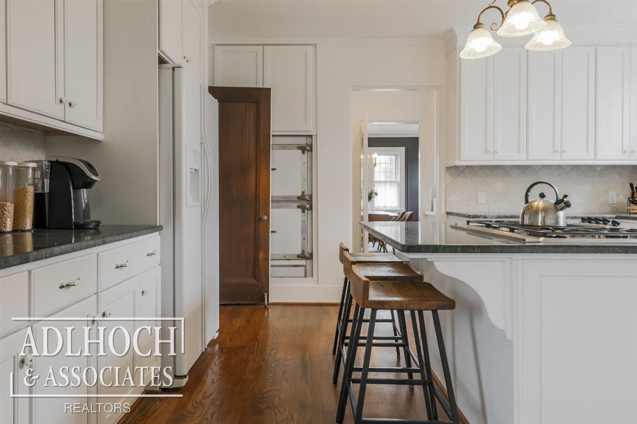842 Pemberton Road Grosse Pointe, MI 48230 - Photo 20 of 63 31377910-19.JPG