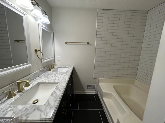 $1,900 | 4870 Wade Valley Way, Cumming, GA 30040