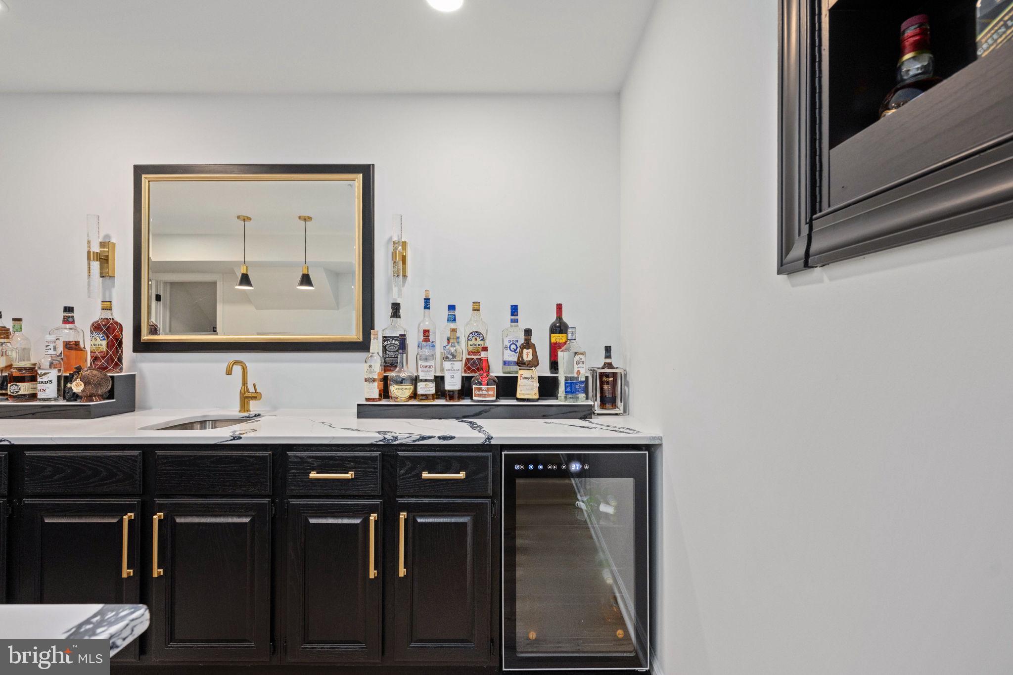 7095 Signal Hill Road Manassas, VA 20111 - Photo 81 of 111 Gallery Image 81