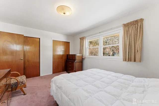 $500,000 | 61 Athens Avenue, Old Bridge, NJ 08879