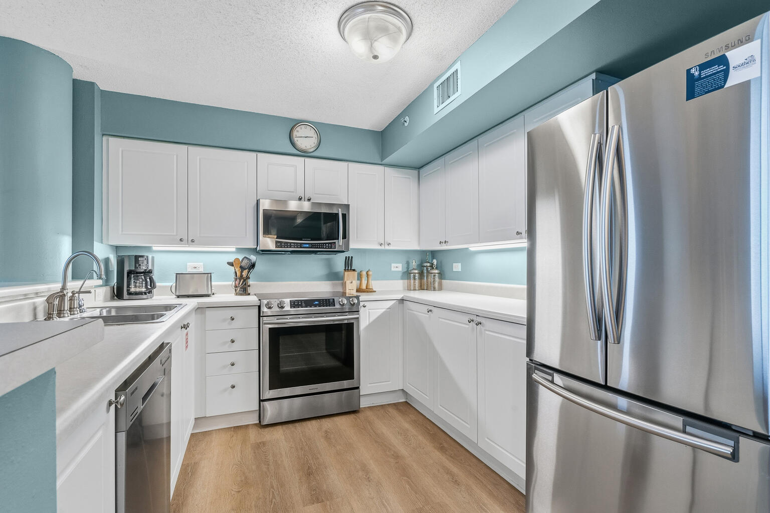 670 Santa Rosa Boulevard, Unit 303 Fort Walton Beach, FL 32548 - Photo 9 of 60 DSC06989