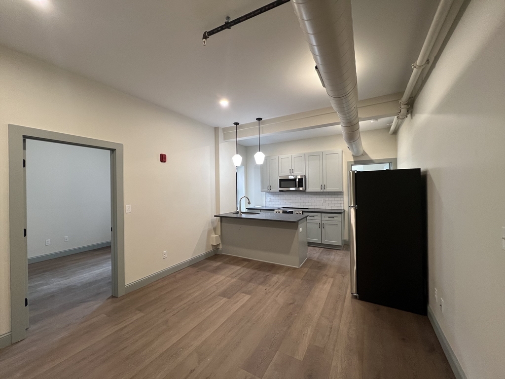 160 Seabury Street, Unit 7 Fall River, MA 02720 - Photo 3 of 11