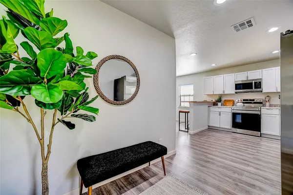 $1,600 | 1374 Forest View Drive, Unit 1, Blanco, TX 78606