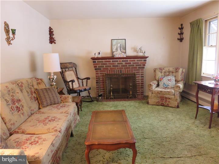 902 Wells Road Phoenixville, PA 19460 - Photo 3 of 12 Gallery Image 3