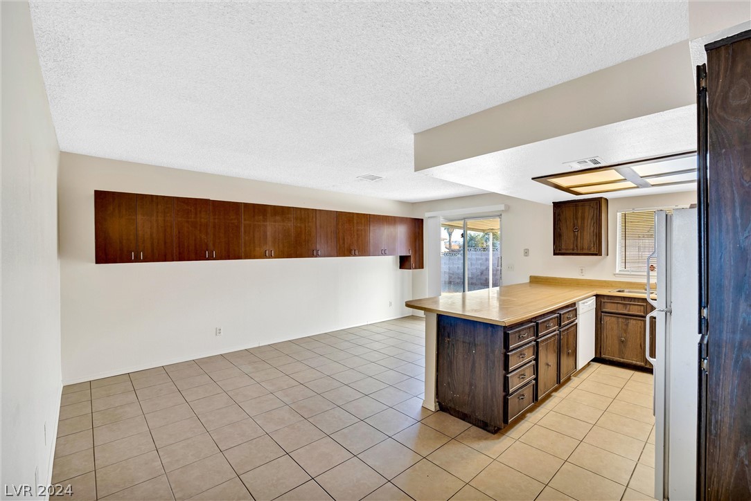 634 Valley View Circle Henderson, NV 89002 - Photo 25 of 28