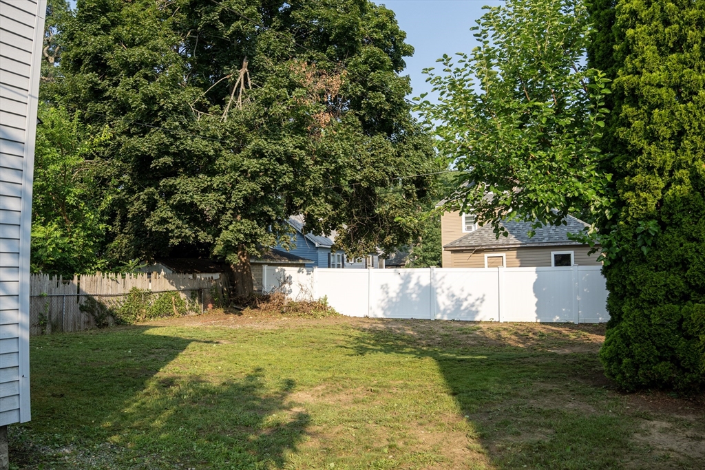 130 Littleton Street Springfield, MA 01104 - Photo 32 of 33 Gallery Image 32