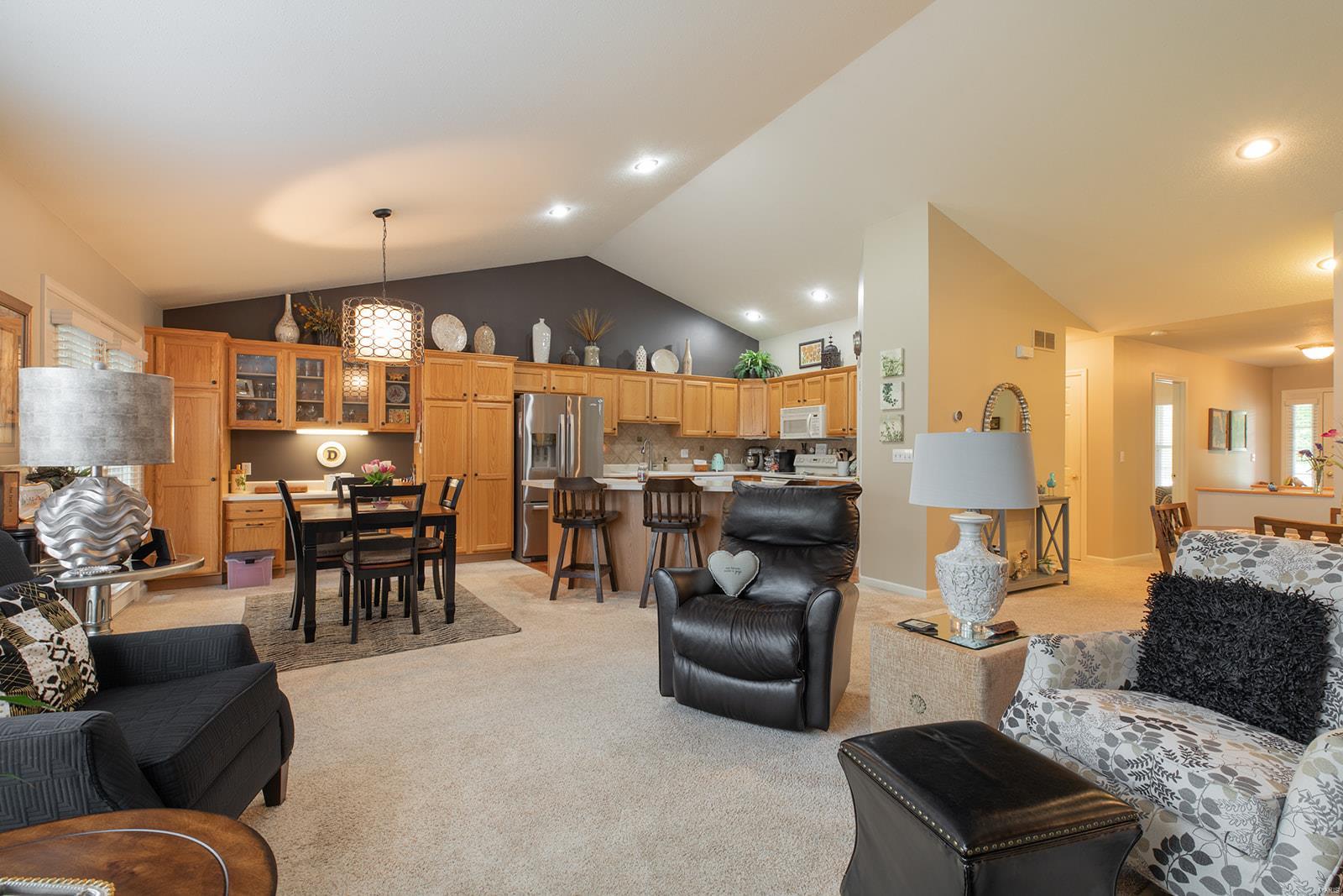 412 Celesta Street Godfrey, IL 62035 - Photo 14 of 45