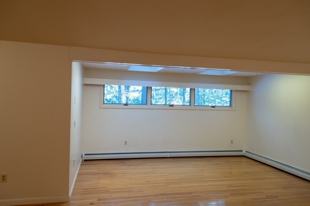 83 Stony Hill Road Amherst, MA 01002 - Photo 11 of 42 Gallery Image 11