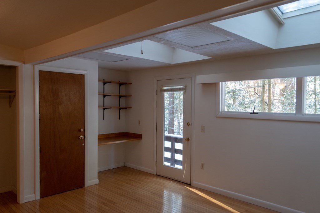 83 Stony Hill Road Amherst, MA 01002 - Photo 15 of 42 Gallery Image 15