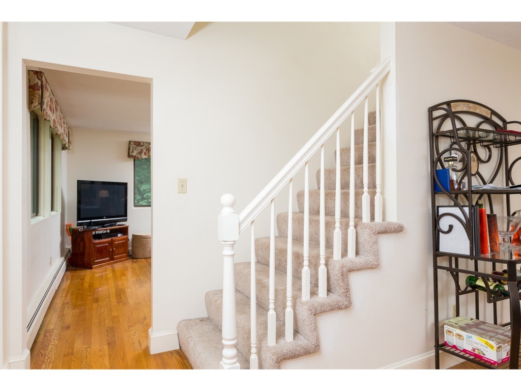 8 Butterfield Lane Stratham, NH 03885 - Photo 14 of 36 Gallery Image 14