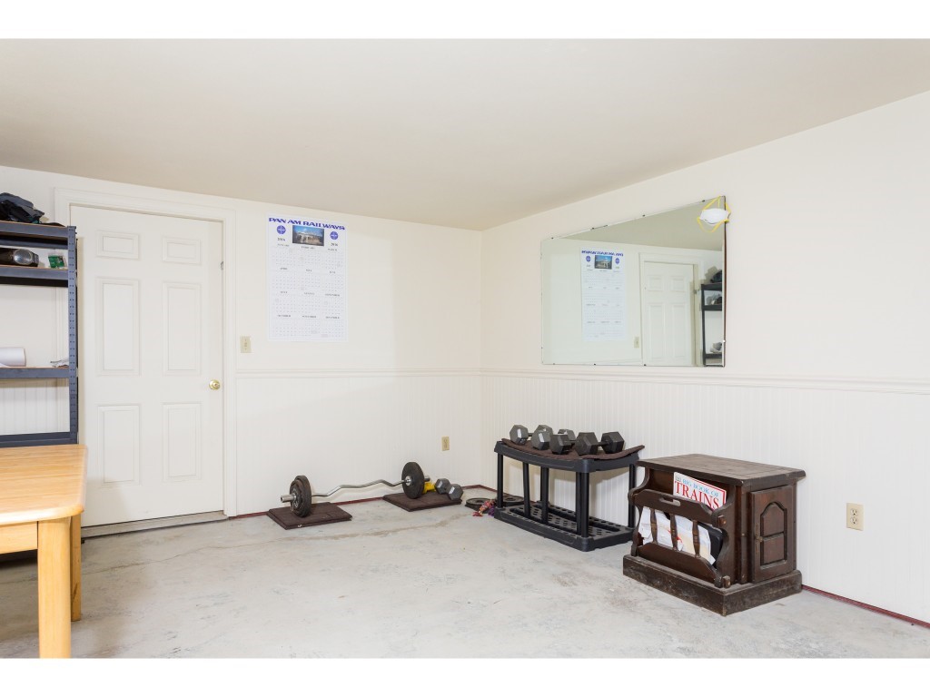 8 Butterfield Lane Stratham, NH 03885 - Photo 29 of 36 Gallery Image 29