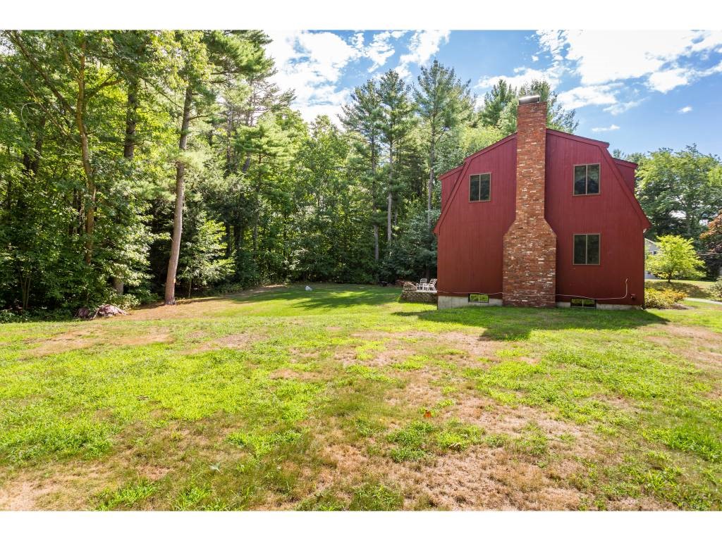 8 Butterfield Lane Stratham, NH 03885 - Photo 34 of 36 Gallery Image 34
