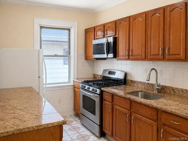 $3,000 | 90-32 179th Street, Unit 2 | Jamaica