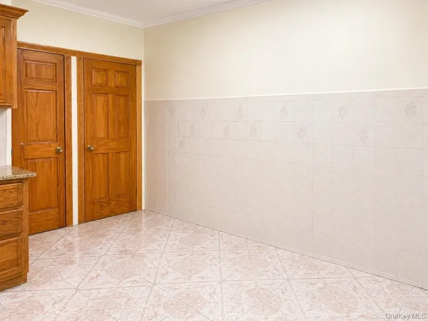 $3,000 | 90-32 179th Street, Unit 2 | Jamaica