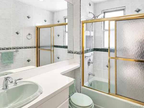 $3,000 | 90-32 179th Street, Unit 2 | Jamaica