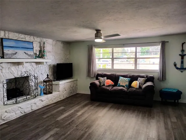 $520,000 | 6520 Clemson Street, Bradenton, FL 34207