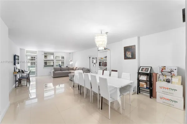$599,000 | 9511 Collins Avenue, Unit 301, Surfside, FL 33154