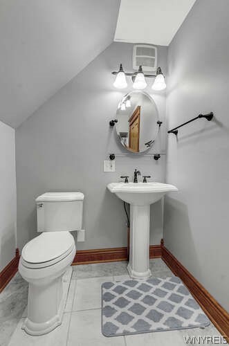 11411 Stolle Road Marilla, NY 14052 - Photo 28 of 50 Bedroom 1 bathroom
