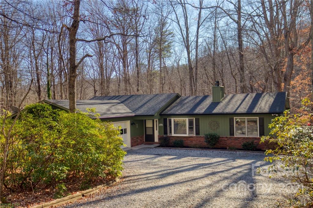 927 Skyuka Road Columbus, NC 28722 - Photo 1 of 32 Gallery Image 1