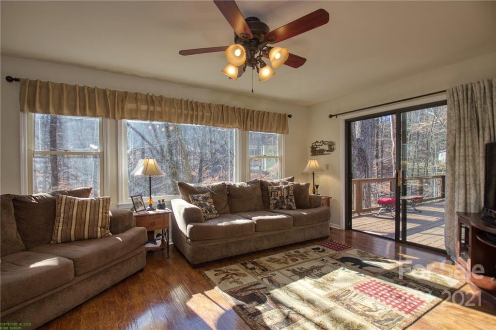 927 Skyuka Road Columbus, NC 28722 - Photo 22 of 32 Gallery Image 22