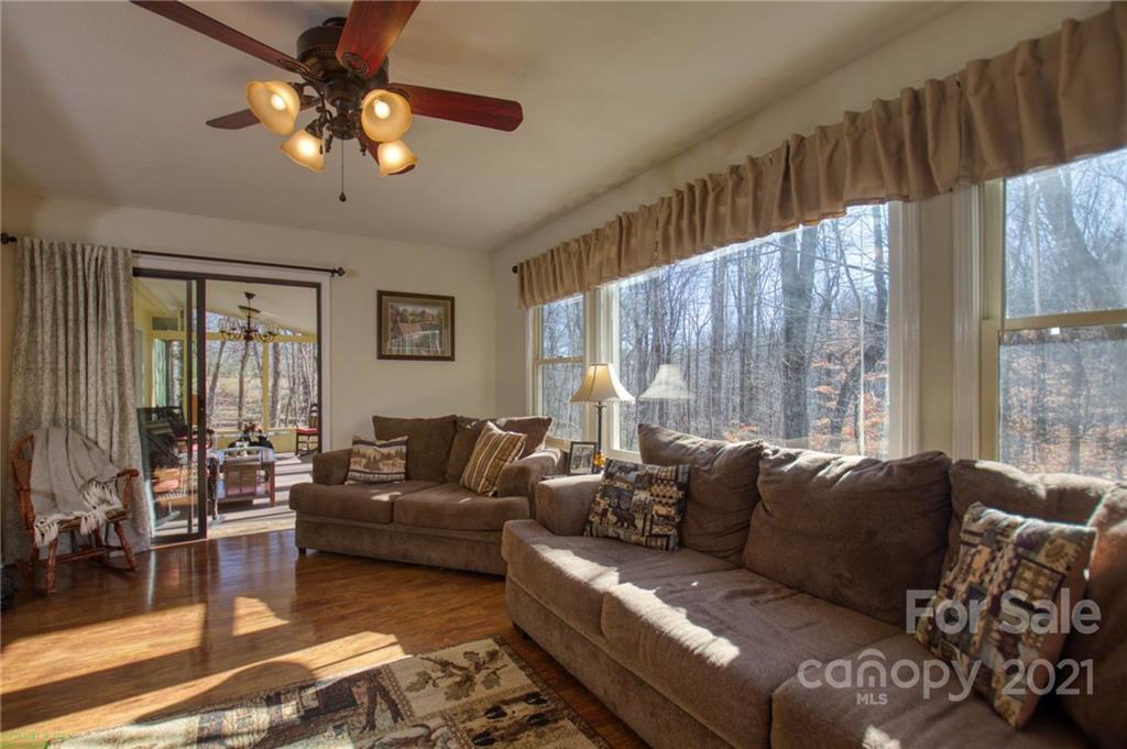 927 Skyuka Road Columbus, NC 28722 - Photo 23 of 32 Gallery Image 23