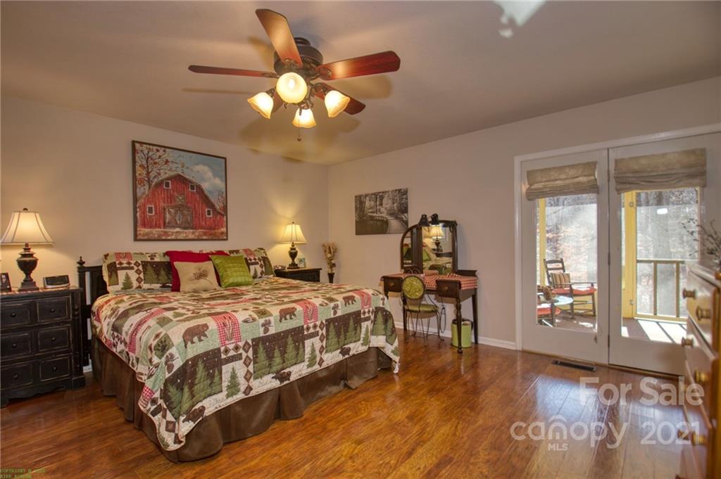927 Skyuka Road Columbus, NC 28722 - Photo 24 of 32 Gallery Image 24
