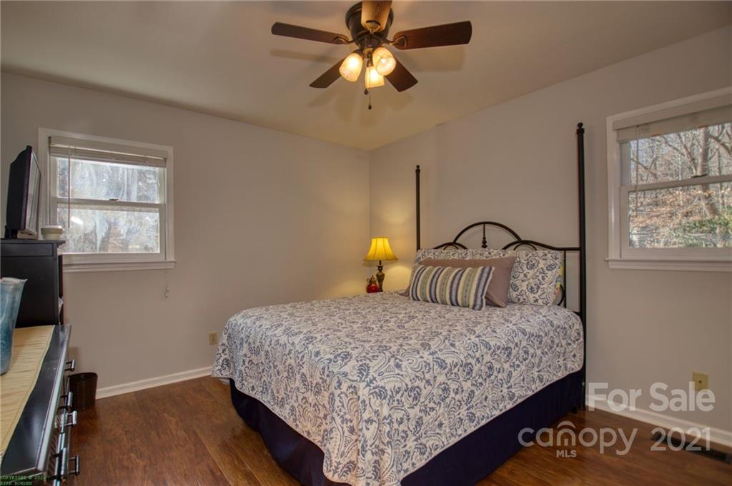 927 Skyuka Road Columbus, NC 28722 - Photo 32 of 32 Gallery Image 32