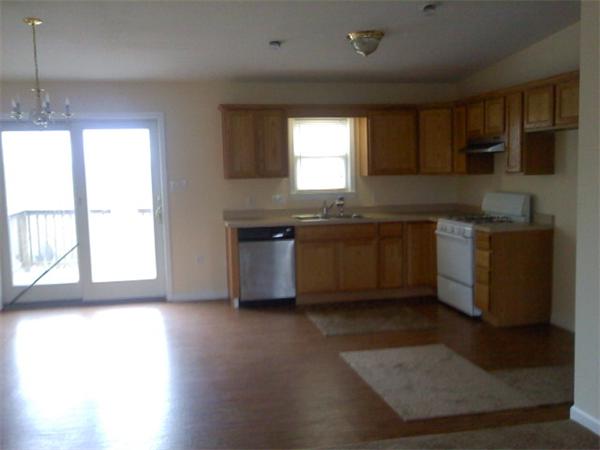 83 Lea Lane Fall River, MA 02721 - Photo 4 of 6 Gallery Image 4