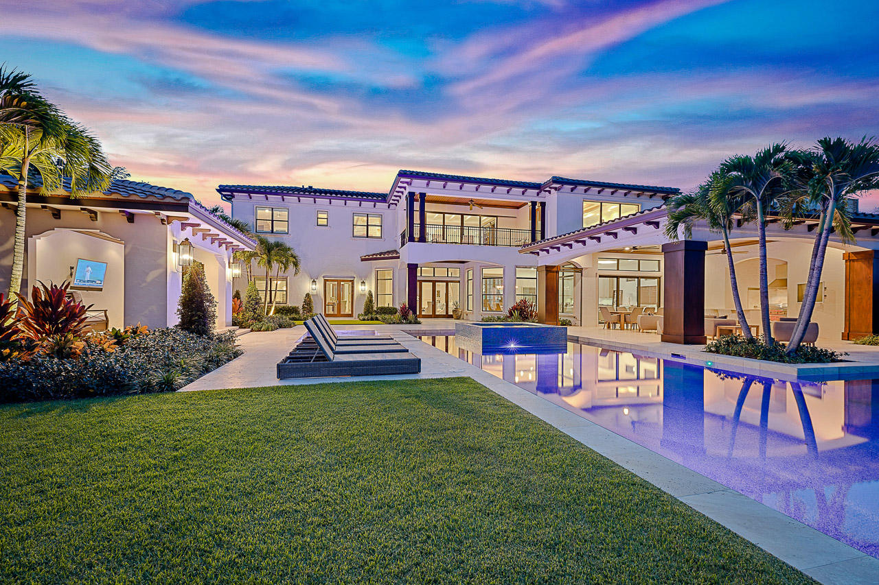 5341 Pennock Point Road Jupiter, FL 33458 - Photo 8 of 43 Backyard