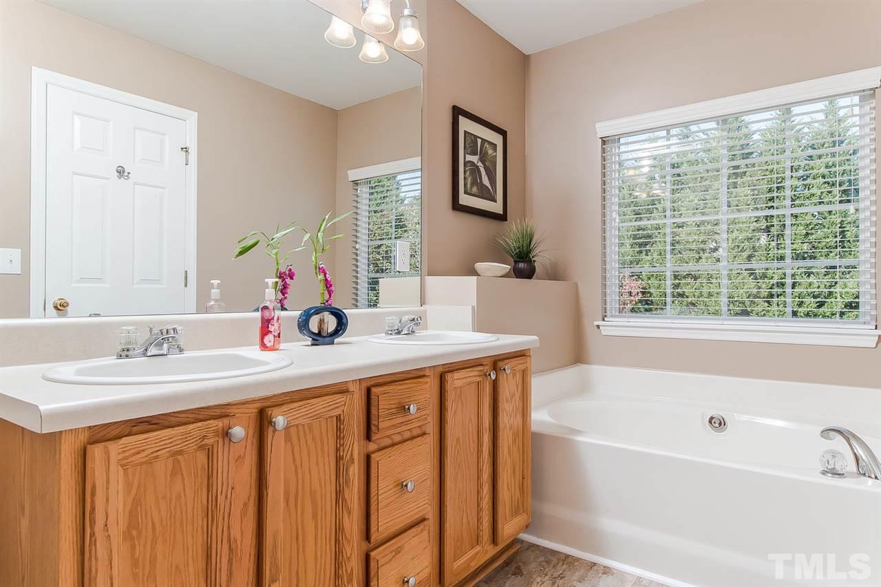 2525 Spruce Shadows Lane Raleigh, NC 27614 - Photo 17 of 24 Gallery Image 17