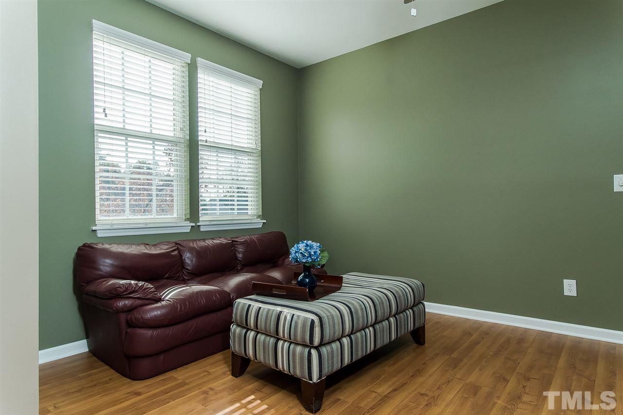 2525 Spruce Shadows Lane Raleigh, NC 27614 - Photo 3 of 24 Gallery Image 3
